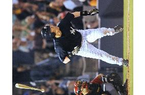 Baseball: H. Matsui gets 1st preseason hit