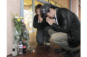Prayers at site of random stabbing assault at Ibaraki shopping mall