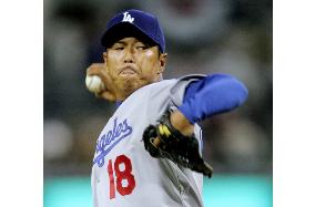 Dodgers' Kuroda wins major league debut