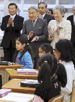 Emperor visits Japanese-Brazilian communities in Gunma Pref.