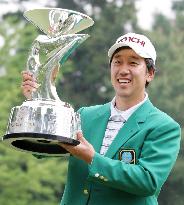 Iwata's late collapse gives Ho victory at Tsuruya Open