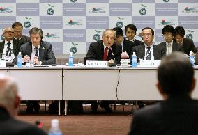 G-8 officials start 3-day talks on labor practices