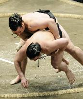 Sumo: Kotooshu becomes 1st European to win Emperor's Cup
