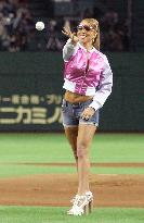 Mariah Carey at first-pitch ceremony in Tokyo