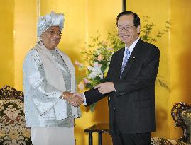 TICAD: Fukuda meets Liberia President Johnson-Sirleaf