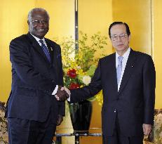 TICAD: Fukuda meets Sierra Leone President Koroma