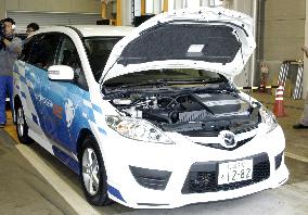 Mazda begins road tests for world's 1st hydrogen hybrid vehicle