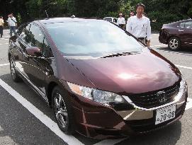 Honda to begin leasing new fuel cell sedan in November in Japan