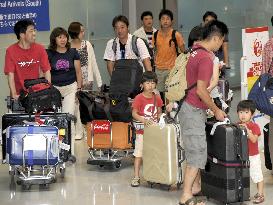 Return rush of holidaymakers