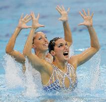 Spanish pair win silver in synchronized duet free routine