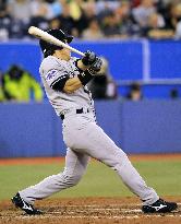 Yankees' Matsui hits double in game against Blue Jays