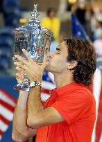 Federer wins 5th straight U.S. Open men's singles title
