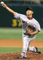 Red Sox pitcher Matsuzaka earns season's 17th win