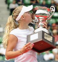 Wozniacki wins women's title at Japan Open tennis tournament