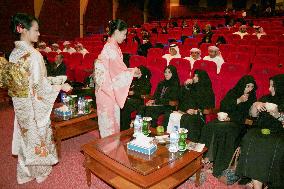 Japanese tea ceremony performed in UAE