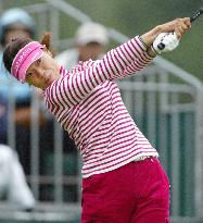 Japan's Oyama cruises into early lead at Masters GC Ladies