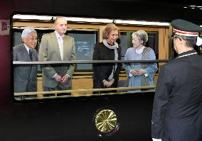 Spanish king, queen visit Tsukuba Space Center
