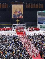 Catholic Church beatifies 188 Japanese martyrs in Nagasaki
