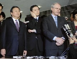 Japan, S. Korea, U.S. agree to seek N. Korea pledge on nuke sampling