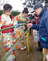 Anticancer sake festival held at Nara temple