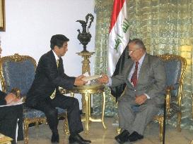 Ex-Prime Minister Abe visits Iraq as Aso's envoy