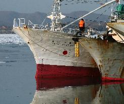 Russia shows seized Japanese fishing boat in Nakhodka