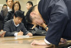 Disgraced sumo wrestler submits resignation to JSA