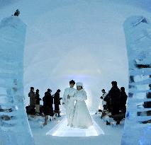 Ice church in Hokkaido draws winter lovebirds