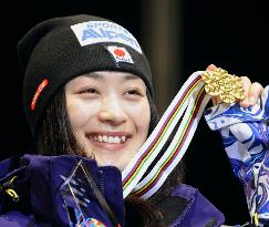 Uemura claims 1st title at freestyle world championships