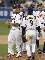 Japan vs U.S. in WBC semifinal game in Los Angeles