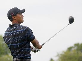 Woods in fifth at Arnold Palmer Invitational
