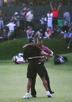 Tiger Woods wins Arnold Palmer Invitational PGA golf tournament