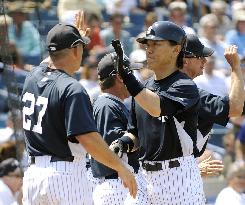 Yankees' Matsui hits 2-run homer against Phillies