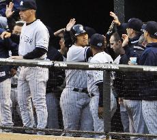 N.Y. Yankees' Matsui belts 2-run homer in opener