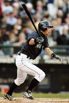 Seattle Mariners' Ichiro 1-for-5 against Oakland Athletics