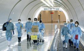 Japan reports 1st cases of new flu