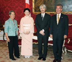 Prince Akishino, his wife meet with Austrian president