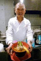 Tokyo noodle shop serves 'full-course meal' in 3,000-yen bowl