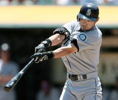 Mariners' Ichiro extends hitting streak to 21 games