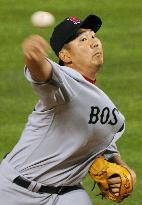 Boston pitcher Matsuzaka starts game vs Phillies