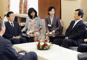 Japan, S. Korea share stance on economic recovery, N. Korea