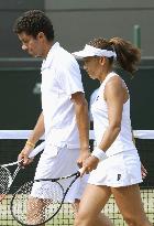 Sugiyama, Sa lose in mixed doubles q'finals at Wimbledon