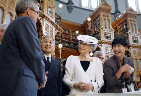 Japanese Emperor, empress visit Canada's parliament