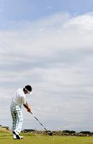 Japan's Ishikawa starts British Open