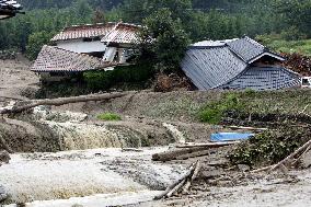 Torrential rain hits western Japan