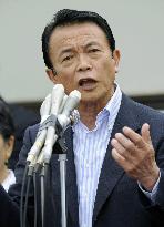 PM Aso takes to streets ahead of general election