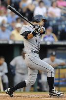Seattle Mariners' Ichiro homers against Kansas City Royals