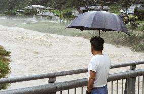 More than 10 die due to typhoon-triggered heavy rain