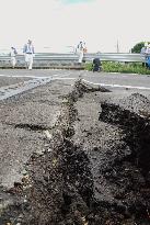 Highway damaged by Shizuoka quake