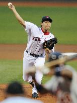 Boston's Tazawa starts 1st game in MLB